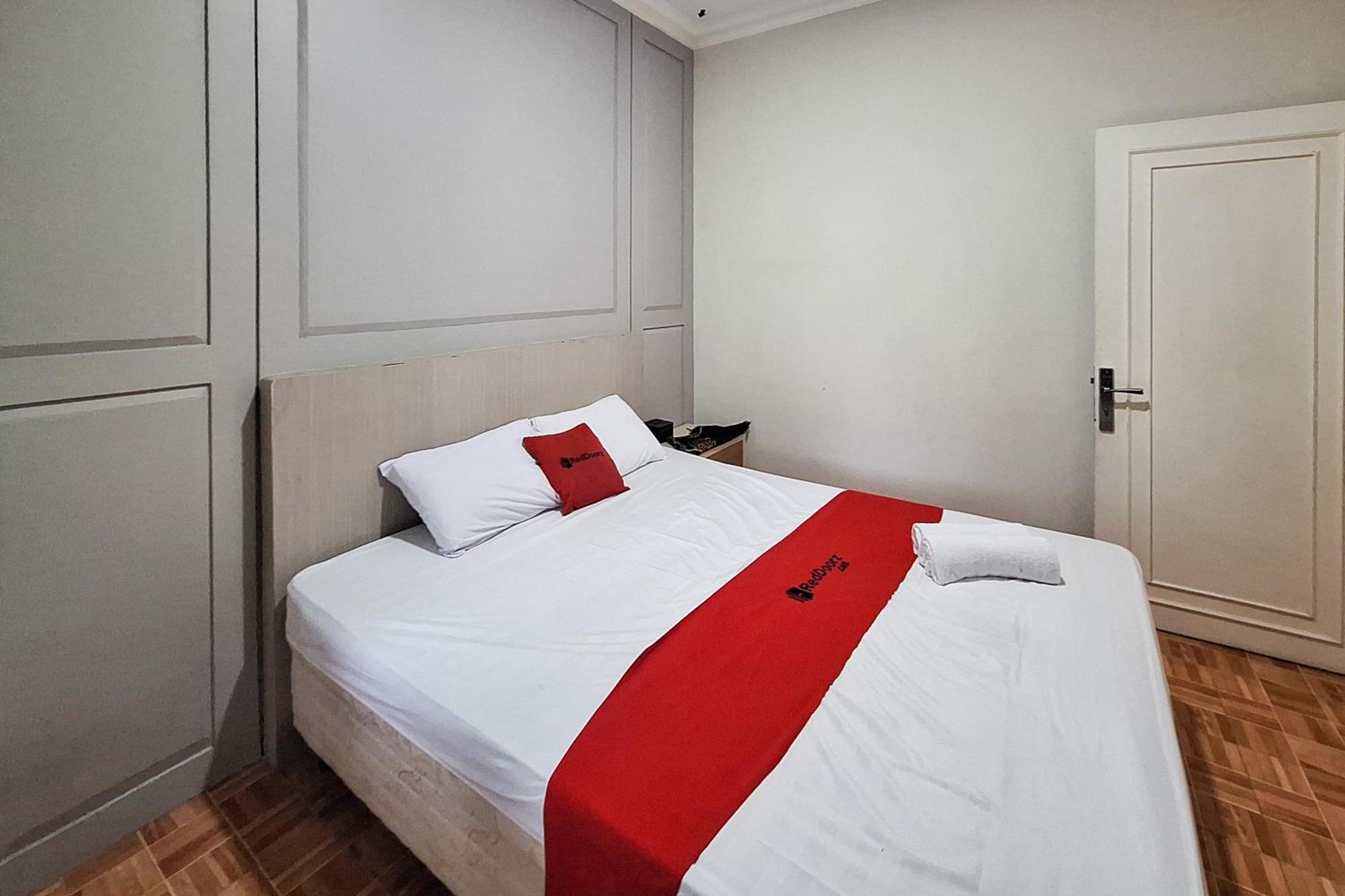 Reddoorz Resort At Tridaya Cisarua Puncak Εξωτερικό φωτογραφία