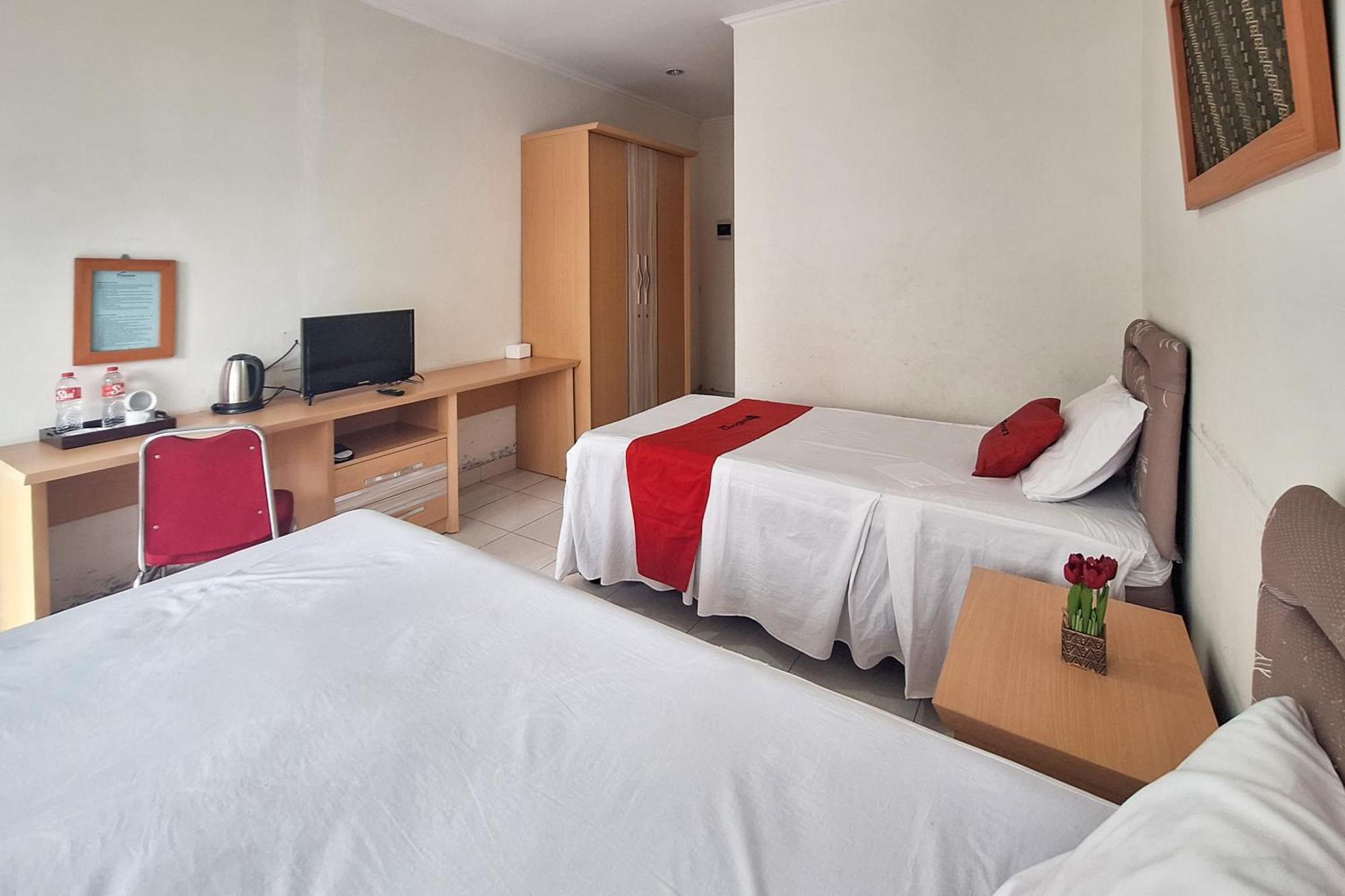 Reddoorz Resort At Tridaya Cisarua Puncak Εξωτερικό φωτογραφία
